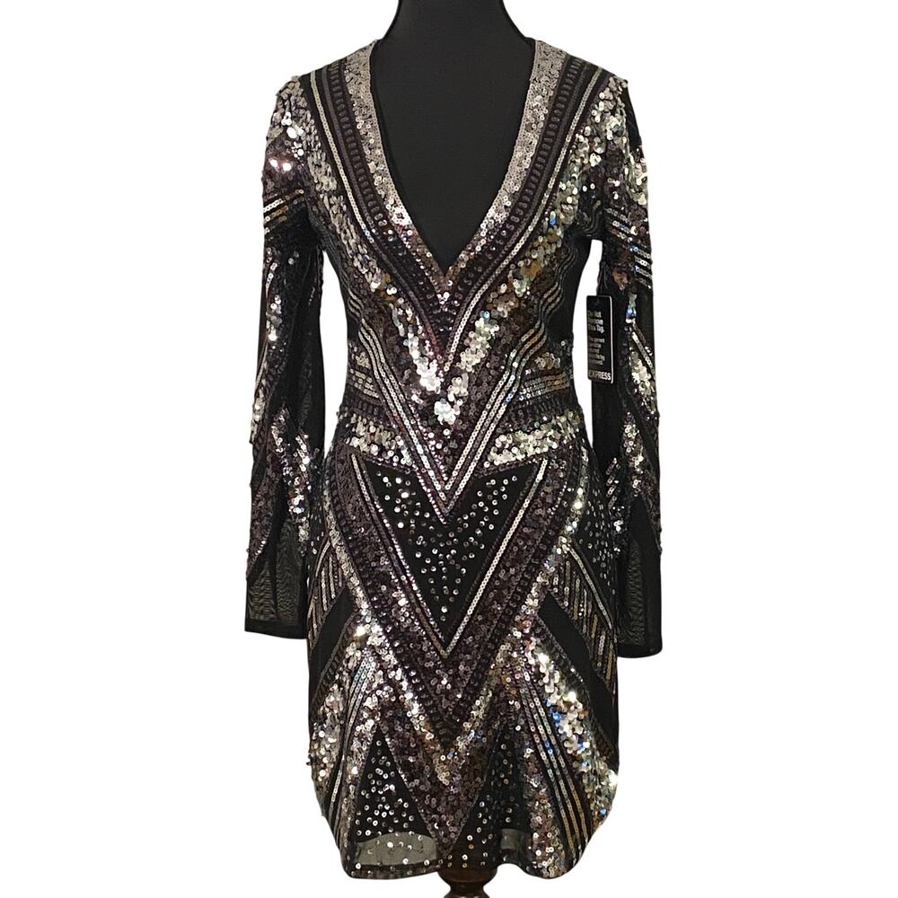 NWT Express Silver Sequin Long Sleeve Mini Cocktail Party Dress Small Glam Club